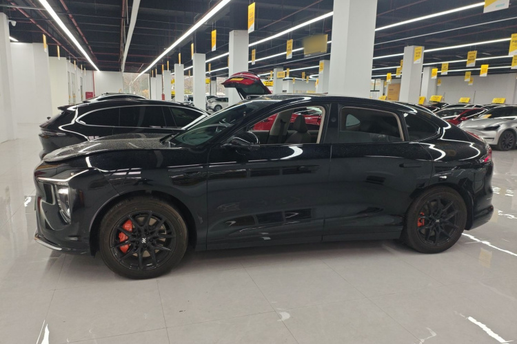 智己汽车 智己LS6 2026款 增程 66 Max+车身外观6003