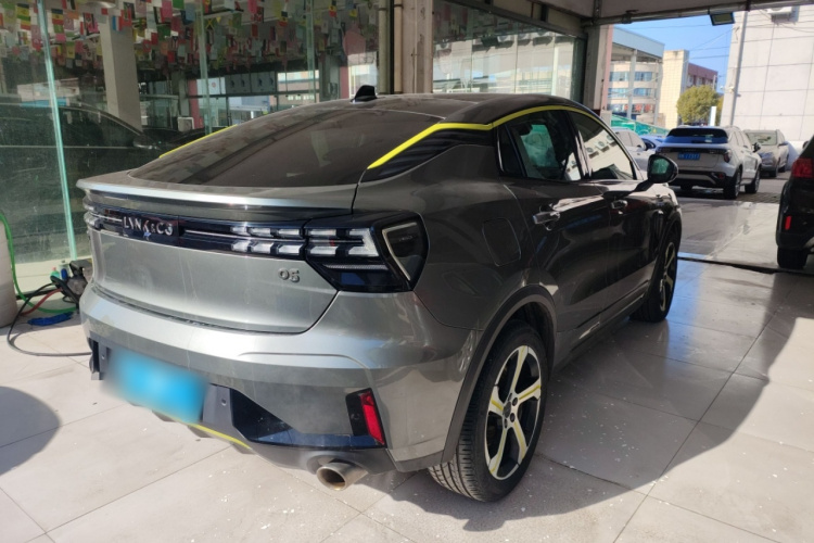 领克05 2020款 2.0TD 两驱耀Plus车身外观6005