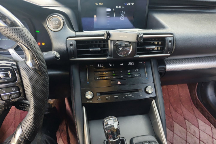 雷克萨斯IS 2017款 300 F SPORT版局部细节16