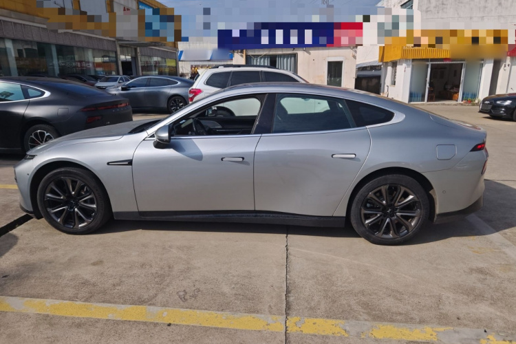 小鹏P7 2020款 670N车身外观6003