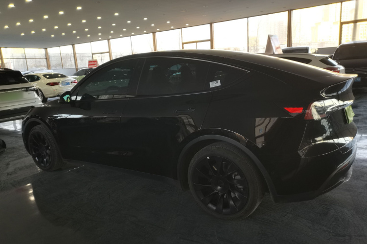 特斯拉 Model Y 2022款 改款 后轮驱动版车身外观6003