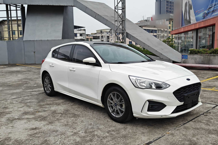 福特 福克斯 2020款 两厢 EcoBoost 180 自动锋潮型车身外观6002