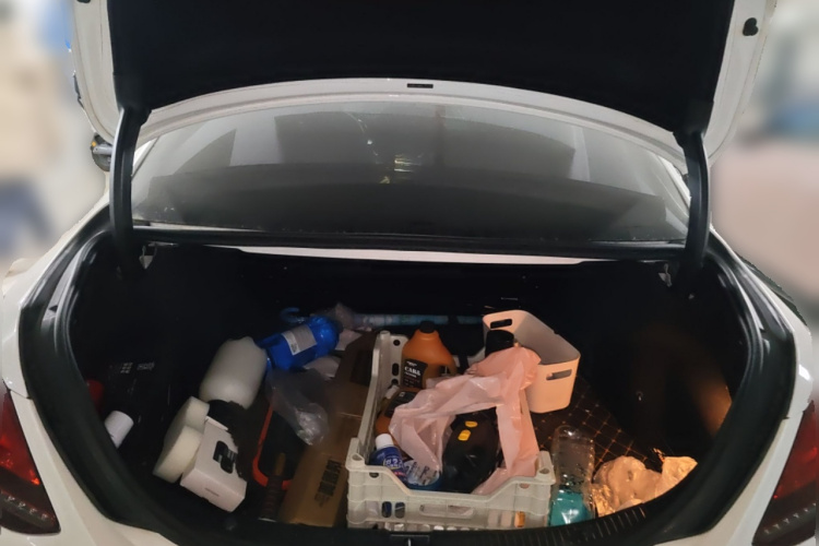 奔驰C级 2020款 改款 C 260 L 运动版中控内饰23