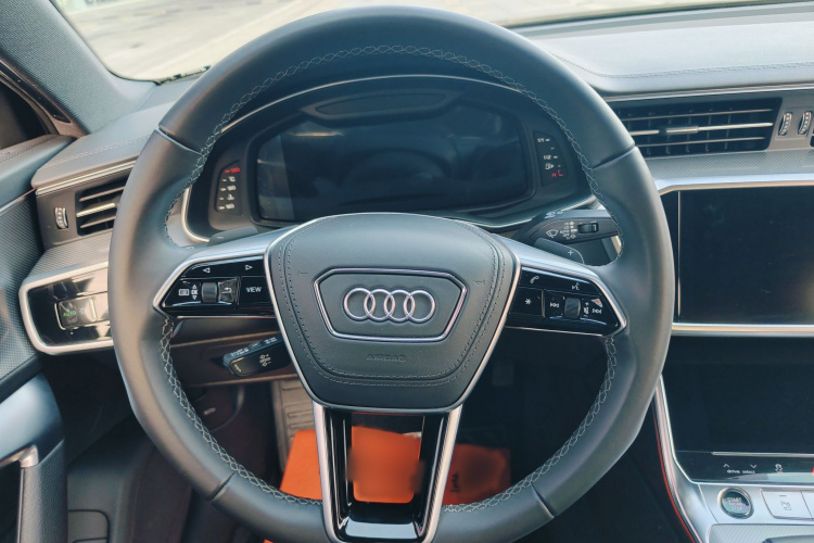 奥迪A6L 2024款 45 TFSI 臻选动感型局部细节13