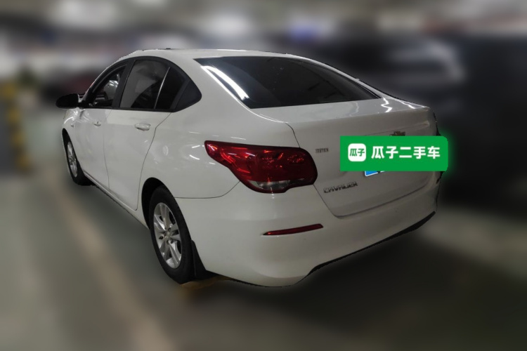 雪佛兰 科沃兹 2019款 320 手动欣悦版车身外观5