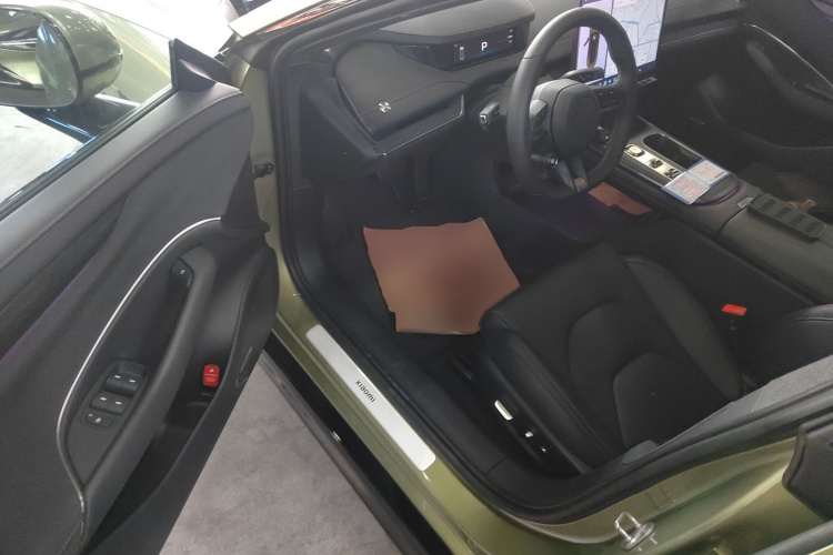 小米汽车 小米SU7 2024款 后驱标准创始版中控内饰7003