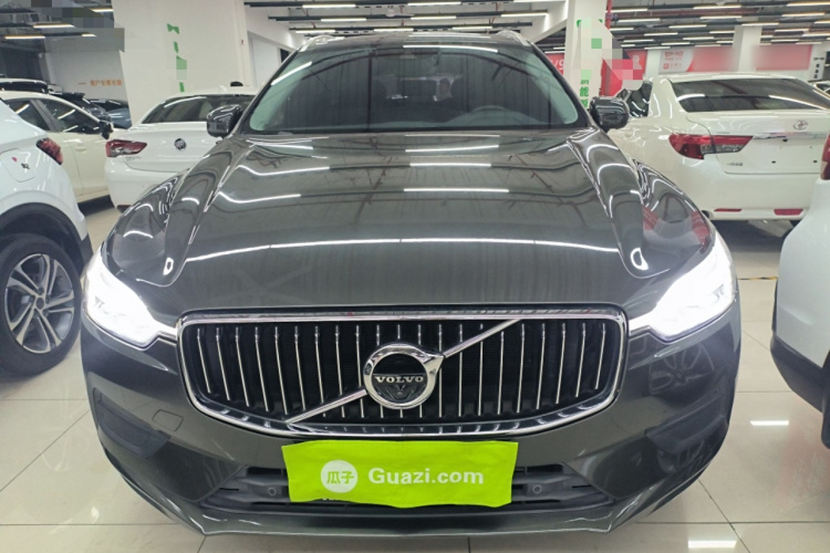 沃尔沃XC60 2018款 T5 四驱智逸版车身外观2