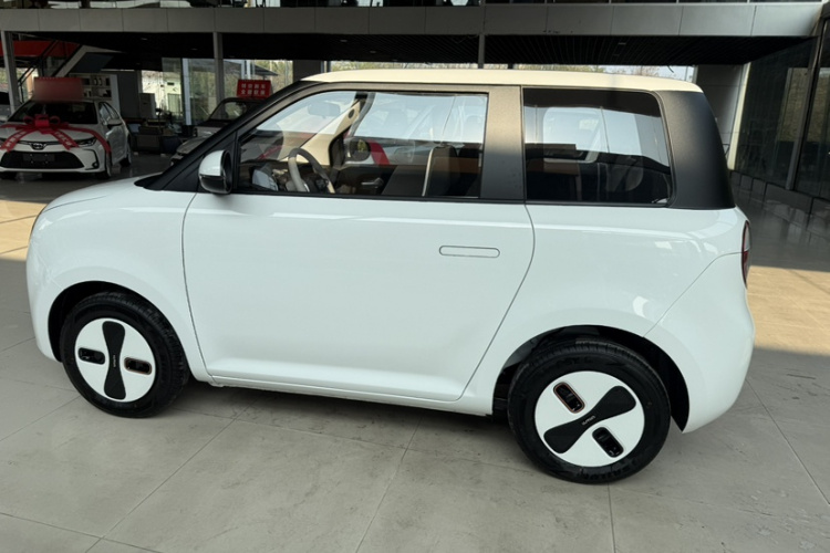 长安启源 长安Lumin 2026款 宝藏版 205km 酷爱米 宁德车身外观6003