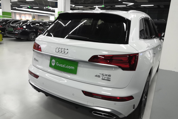 奥迪Q5L 2021款 45 TFSI 豪华动感型车身外观7