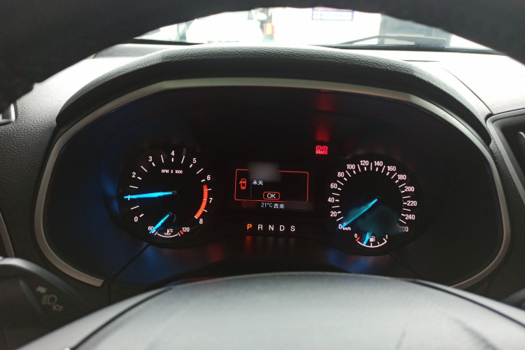 福特 锐界 2018款 EcoBoost 245 两驱铂锐型 7座 国V局部细节14