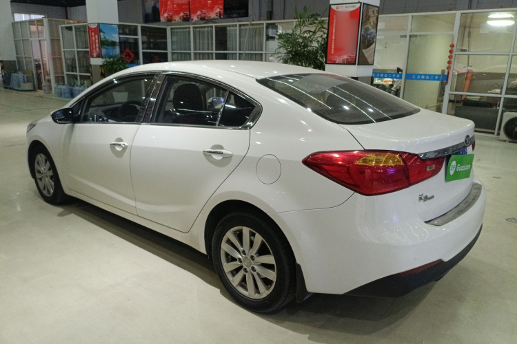 起亚K3 2015款 1.6L 自动GLS车身外观4