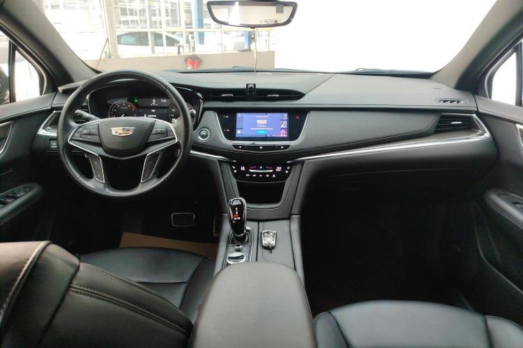凯迪拉克XT5 2021款 2.0T 四驱尊贵型中控内饰12
