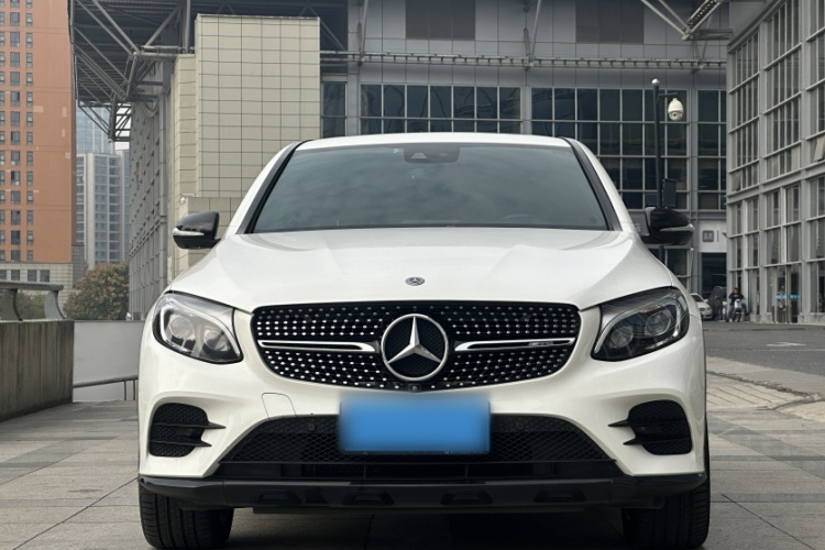 奔驰GLC轿跑 AMG 2017款 AMG GLC 43 4MATIC 轿跑SUV车身外观6007