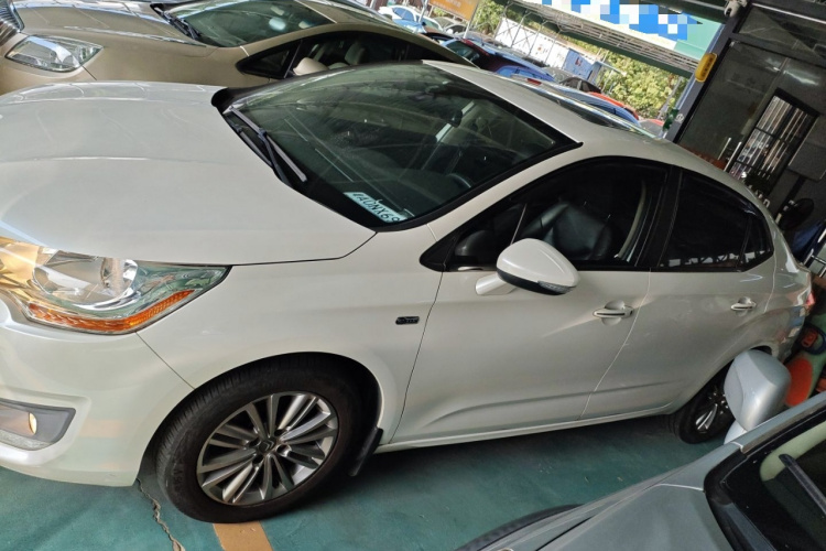 雪铁龙C4L 2015款 1.2T 自动尊贵版车身外观6003