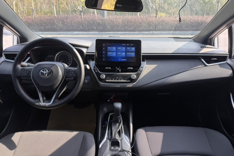 丰田 雷凌 2022款 双擎 1.8H E-CVT豪华版中控内饰7006