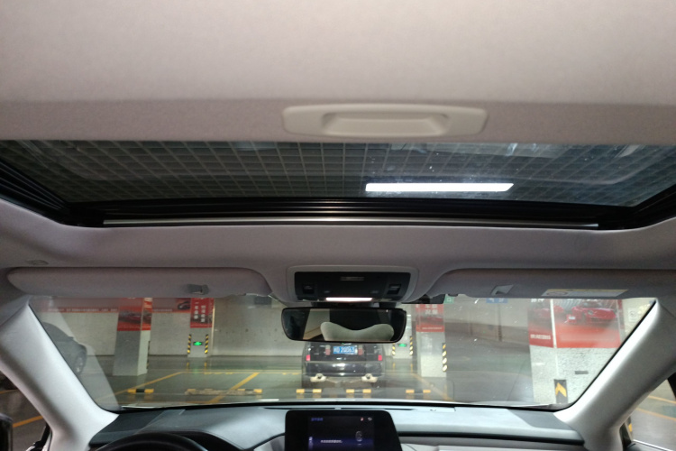 雷克萨斯RX 2016款 450h 四驱典雅版中控内饰22