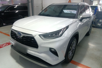 丰田 汉兰达 2022款 双擎 2.5L 四驱尊贵版 7座
