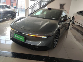 极氪007 2024款 后驱智驾版 100kWh