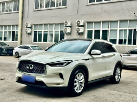 英菲尼迪QX50 2018款 2.0T 四驱菁英版