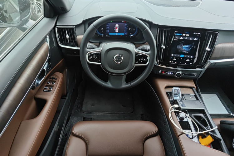 沃尔沃S90 2025款 B5 智远豪华版中控内饰13