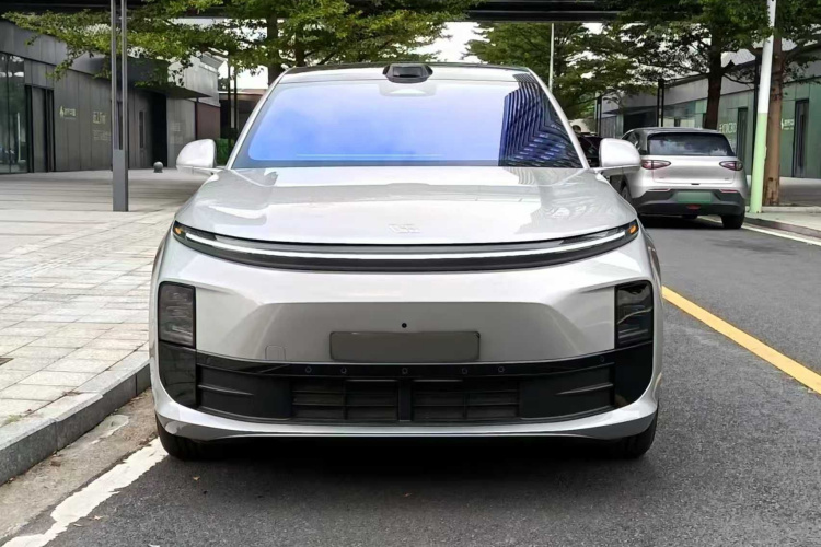理想汽车 理想L6 2024款 Max车身外观2