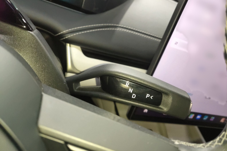 小米汽车 小米SU7 2024款 后驱标准创始版局部细节18