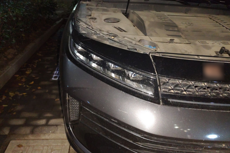 星途追风 2022款 凡尔赛版 1.6T DCT乘风起版车身外观8