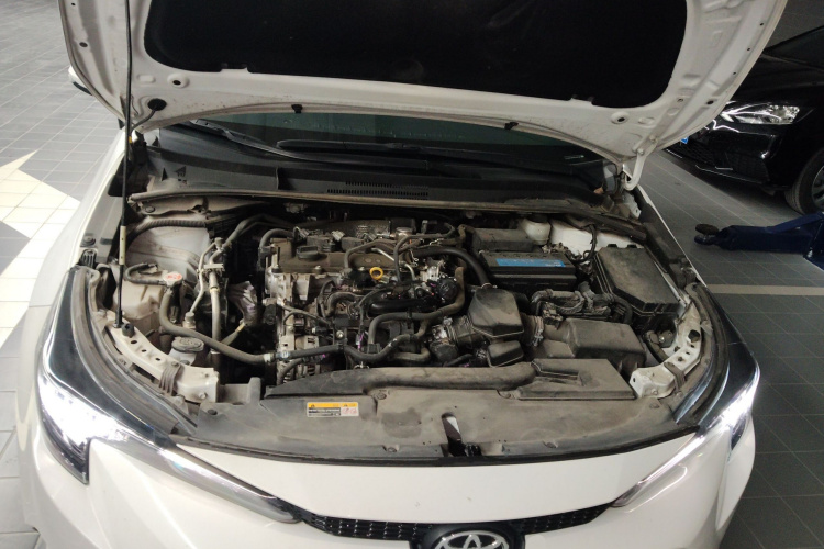 丰田 雷凌 2023款 TNGA 1.5L CVT进取版局部细节24