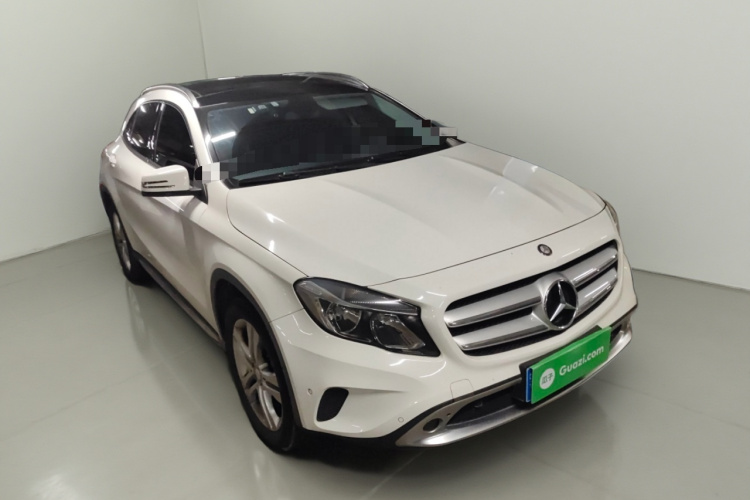 奔驰GLA 2015款 GLA 200 动感型车身外观3