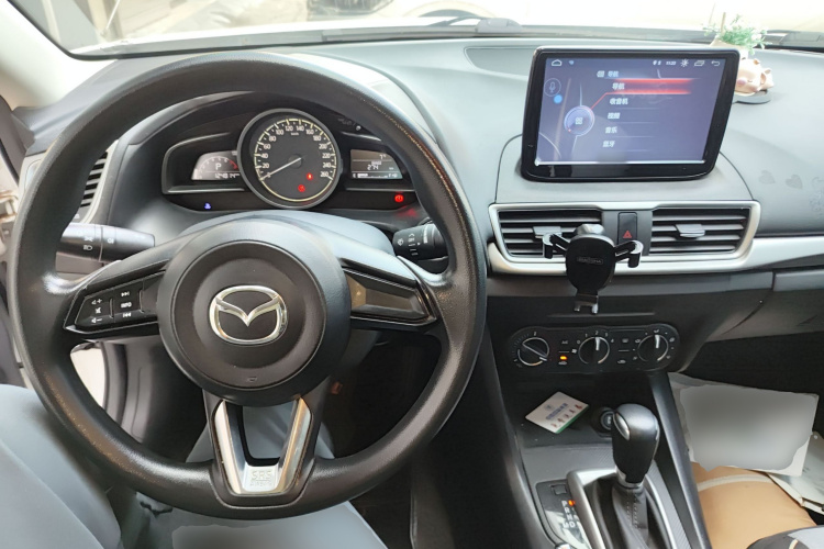 马自达3 昂克赛拉 2017款 三厢 1.5L 自动舒适型 国V中控内饰12