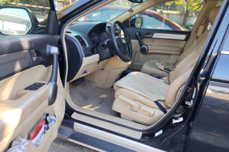本田CR-V 2010款 2.0L 自动两驱都市版中控内饰7003