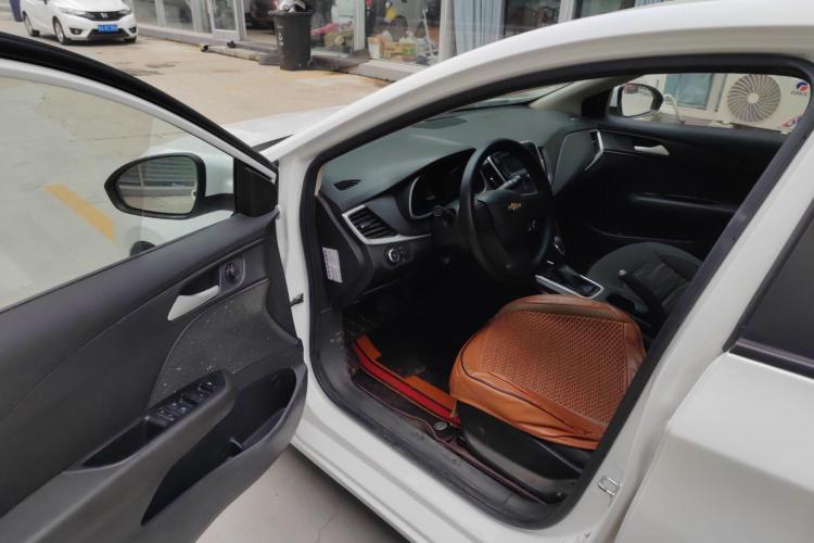 雪佛兰 科沃兹 2016款 1.5L 自动欣享版中控内饰7002