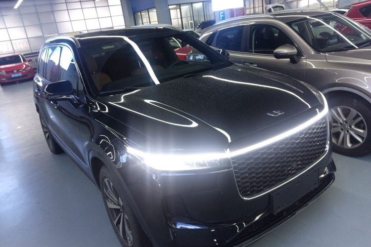 理想汽车 理想ONE 2021款 增程6座版车身外观6002