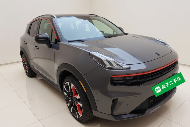 领克06 2020款 1.5T 耀Halo车身外观3