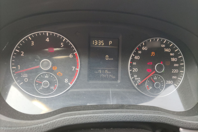 大众 帕萨特 2011款 1.8TSI 自动尊荣版局部细节14