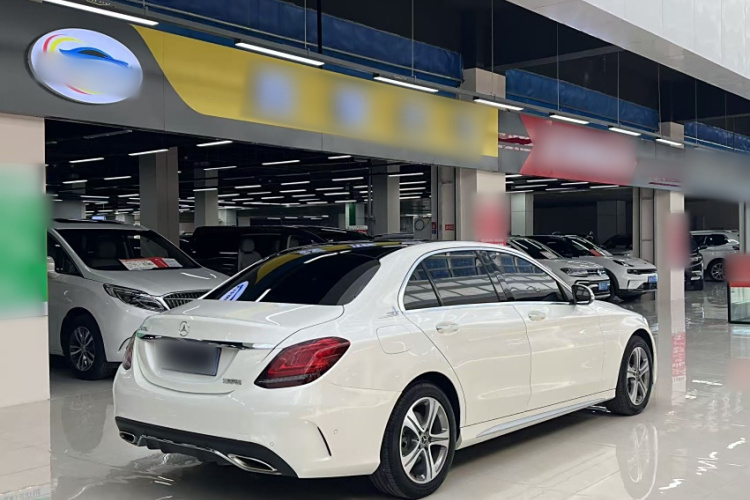 奔驰C级 2019款 C 260 L 运动版车身外观6005