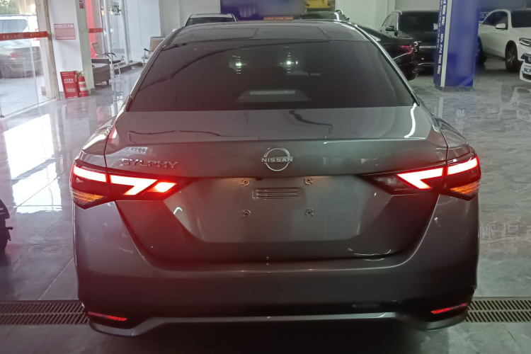 日产 轩逸 2023款 1.6L CVT智驾版车身外观6