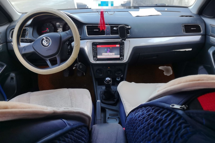 大众 朗逸 2015款 1.6L 手动风尚版中控内饰12