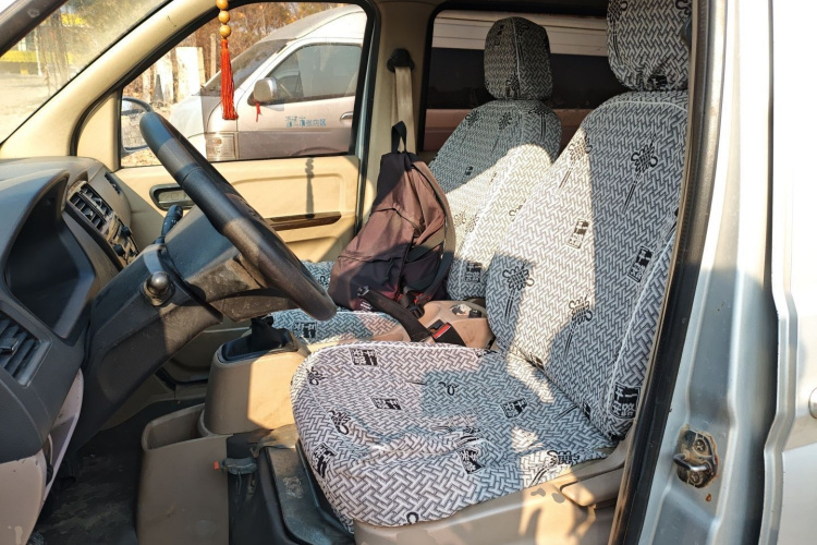 五菱汽车 五菱荣光 2014款 1.2L S 标准型中控内饰19