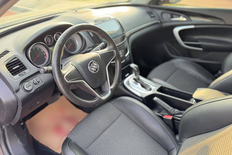 别克 君威 2015款 1.6T 领先技术型中控内饰7004