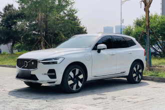沃尔沃XC60新能源 2024款 T8 插电混动 长续航四驱智远豪华版