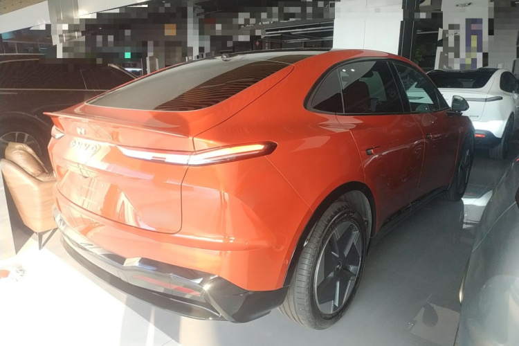 乐道L60 2024款 60kWh 后驱版车身外观6005