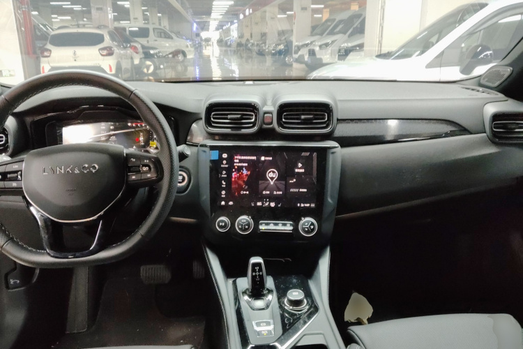 领克02 2021款 2.0TD 自动两驱劲 冠军版中控内饰12