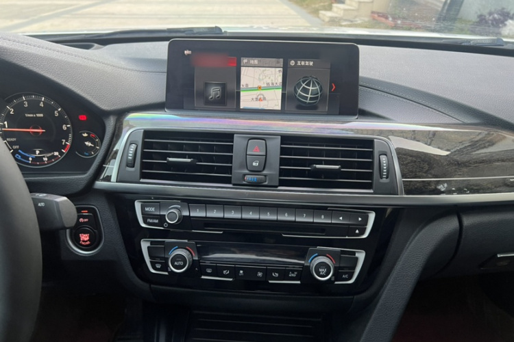 宝马3系 2018款 320Li M运动曜夜版局部细节16