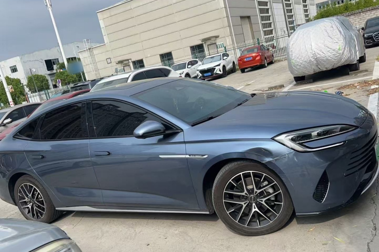 比亚迪 海豹 2024款 荣耀版 DM-i 1.5L 121km 豪华型车身外观6006