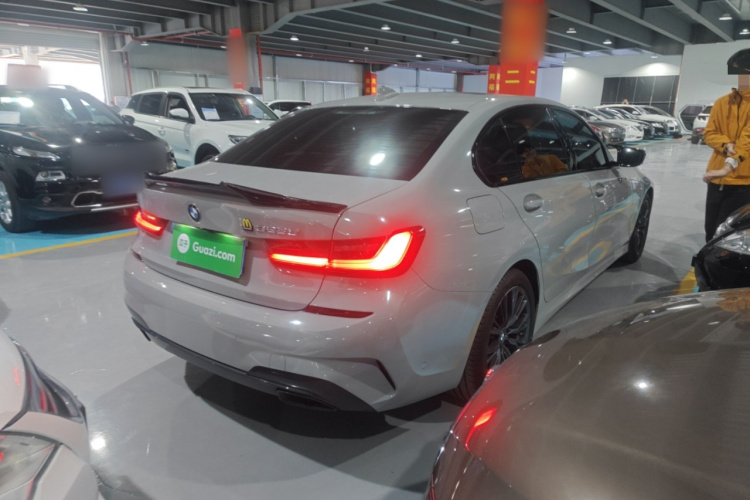 宝马3系 2020款 325Li M运动曜夜套装车身外观7