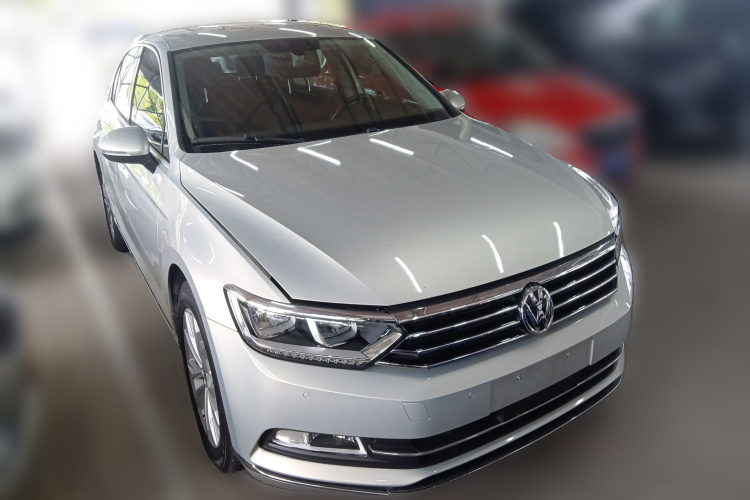 大众 迈腾 2017款 330TSI DSG 豪华型车身外观3