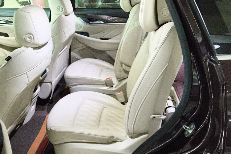 别克 昂科旗 2022款 652T 四驱Avenir艾维亚 6座中控内饰21