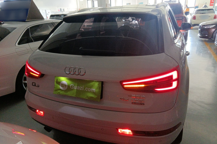 奥迪Q3 2016款 40 TFSI quattro 全时四驱运动型车身外观6