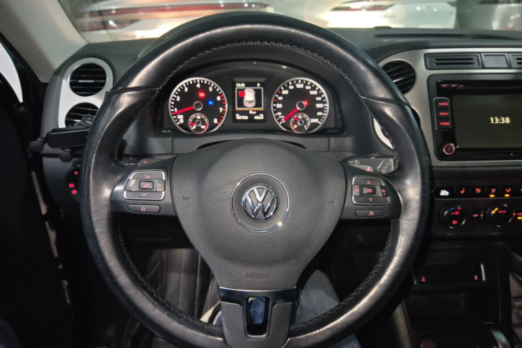 大众 途观 2015款 2.0TSI 自动四驱豪华版中控内饰13